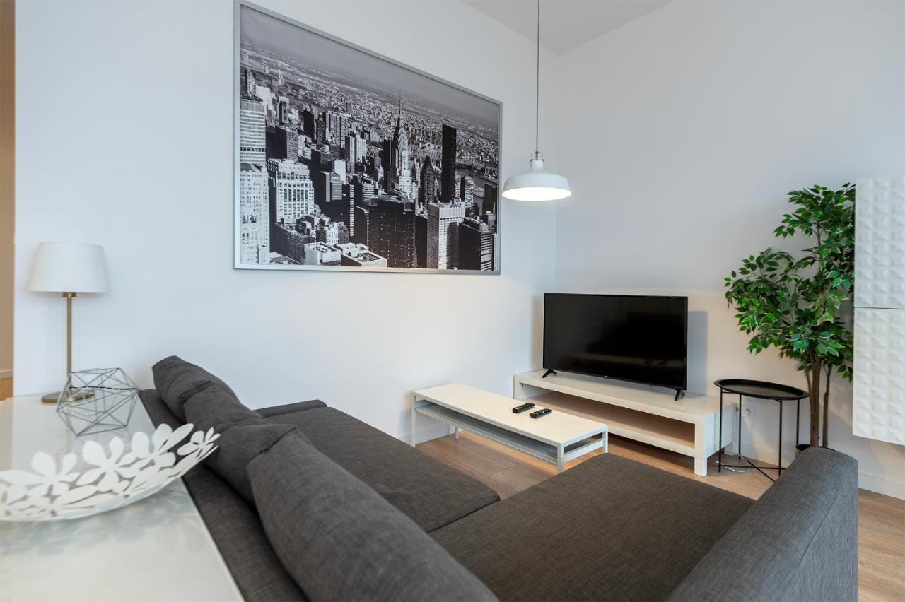 Penthouse With A View Of Lodz & Free Parking Apartman Kültér fotó