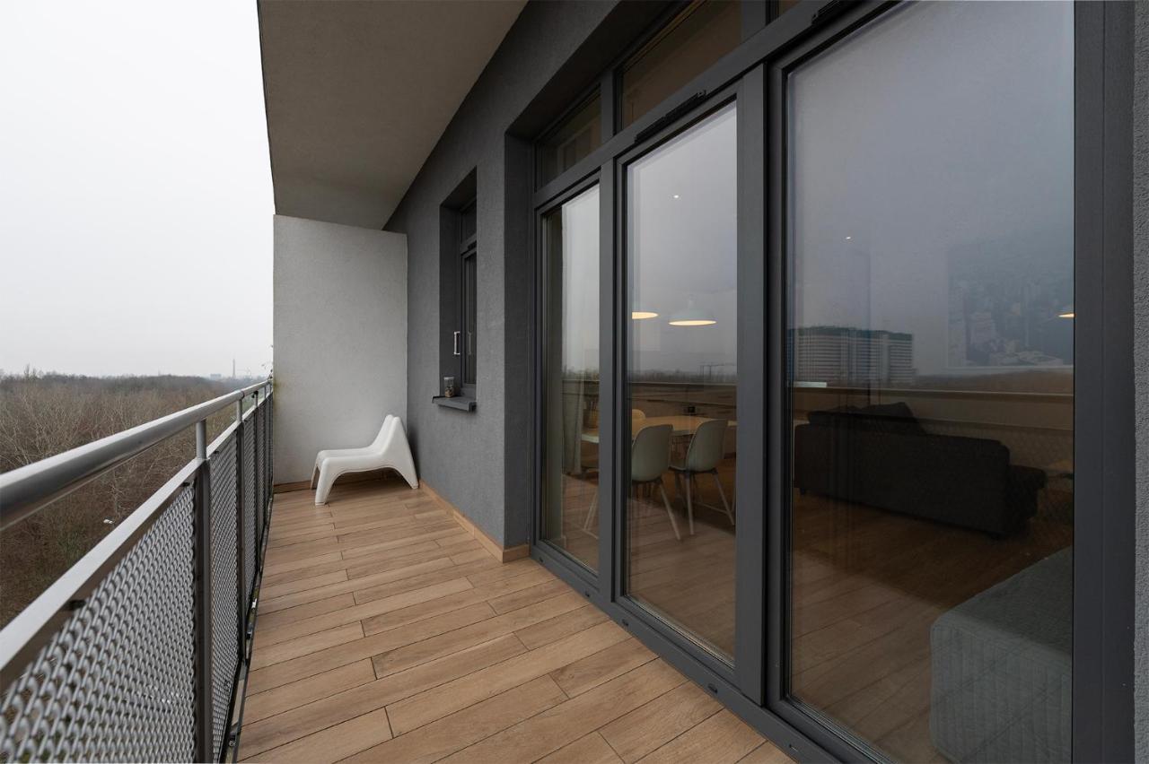 Penthouse With A View Of Lodz & Free Parking Apartman Kültér fotó